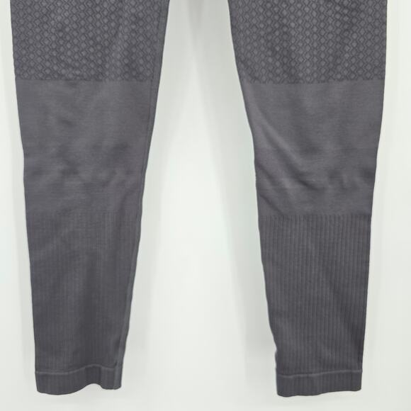 Ryderwear Women's Active Seamless Luxe Legging With Stripes Gray Size Small - Picture 9 of 13